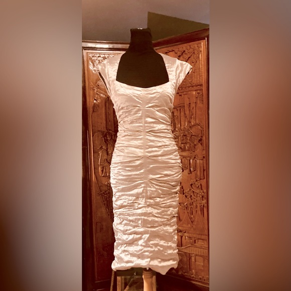 Nicole Miller Collection GOLD LABEL Metallic Silk Ruched MIDI dress - Picture 4 of 11